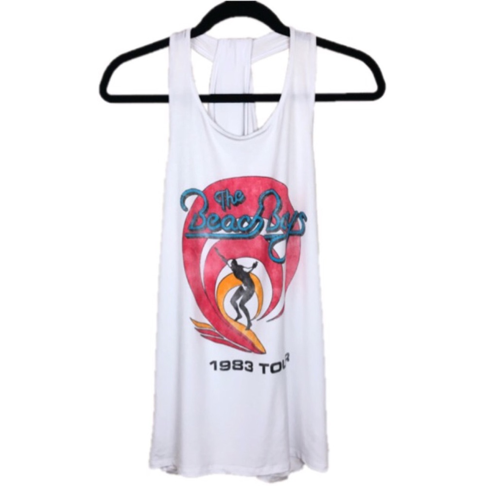 BEACH BOYS 1983 TOUR GRAPHIC TEE IN AN XL